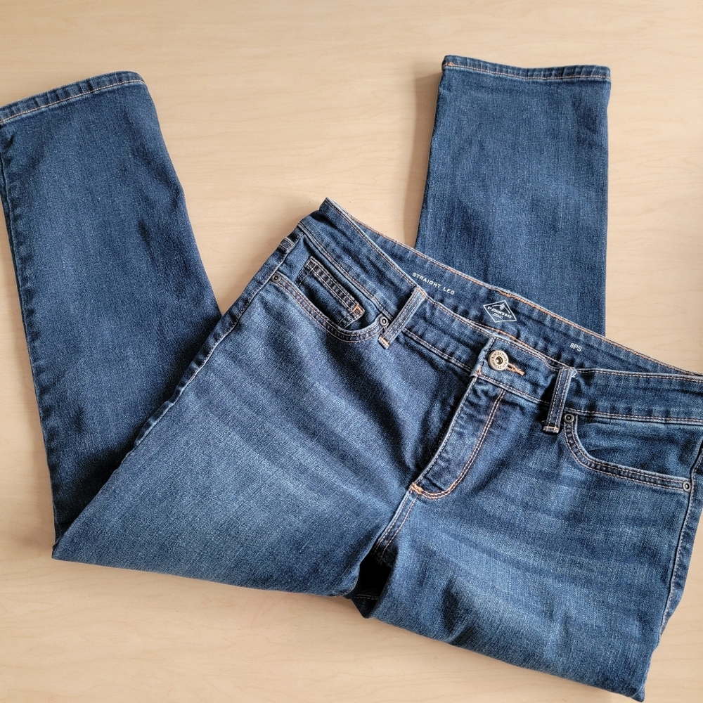 St. John's Bay Women's Straight Leg Jeans Size 8 PS